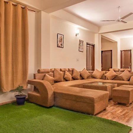 Pine Villa Kasauli Eksteriør bilde